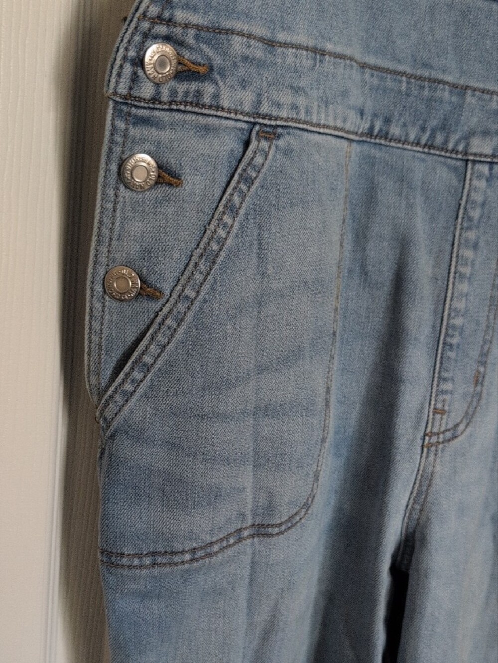 Old Navy Light Wash Denim Women's Overalls - Picture 3 of 5